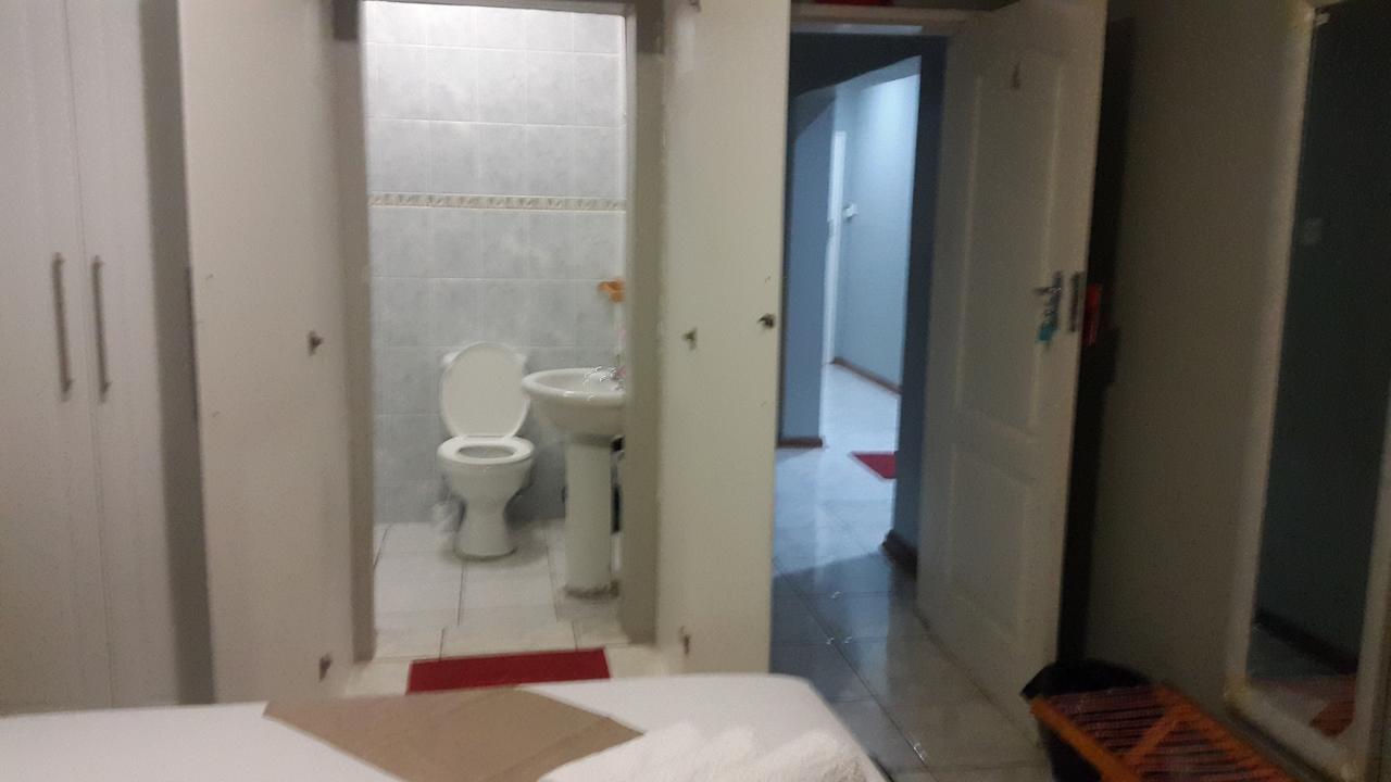 Tintech Bed & Breakfast Francistown Luaran gambar