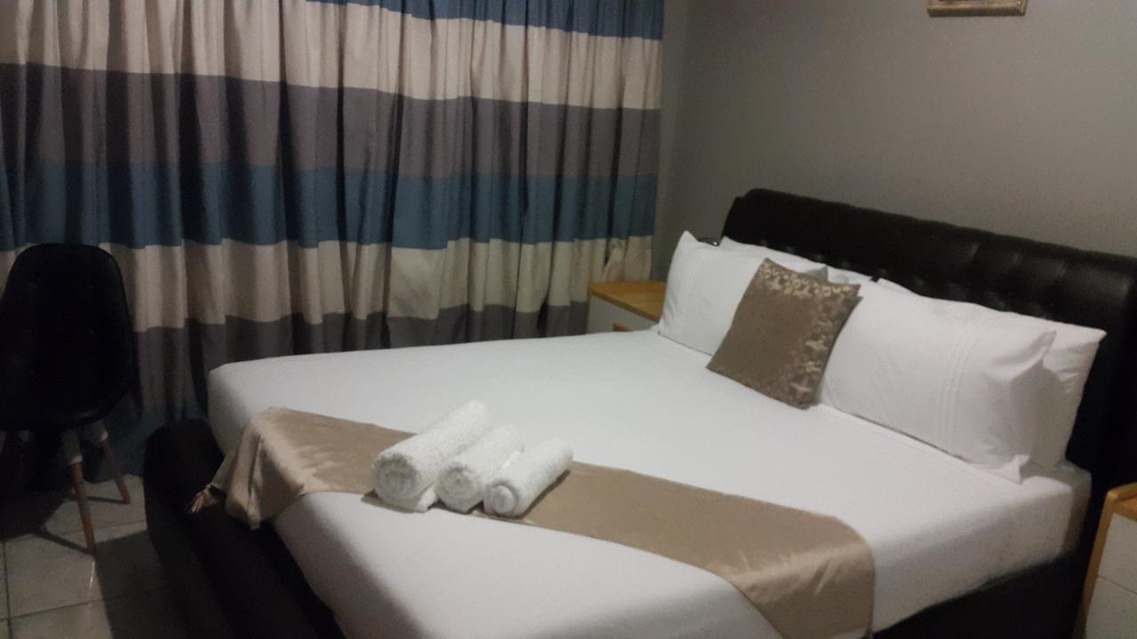 Tintech Bed & Breakfast Francistown Luaran gambar