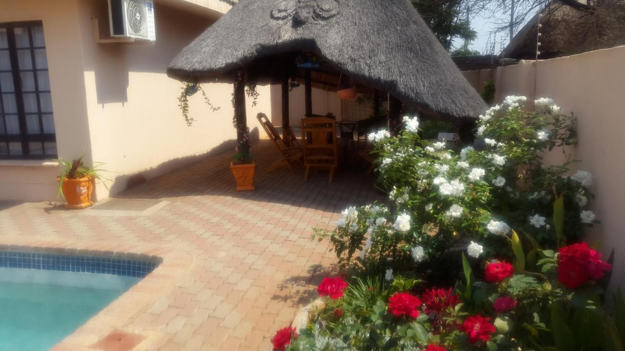Tintech Bed & Breakfast Francistown Luaran gambar